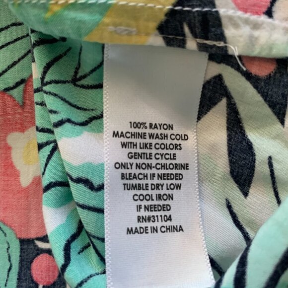 Crown & Ivy L Tropical Floral BOHO V-Neck 3/4 Sleeve Peasant Blouse 75C - Picture 7 of 7